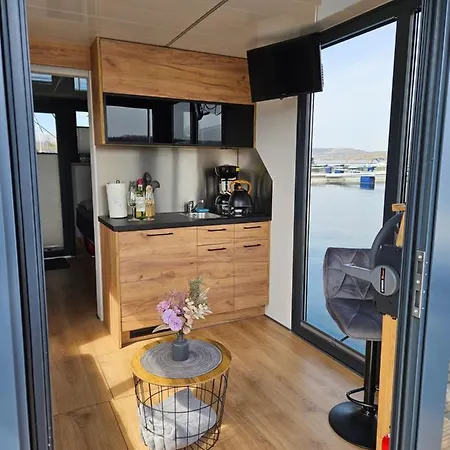 Mobiles Hausboot El'milia Mit Eigener Ankerboje Auf Dem Tekne *